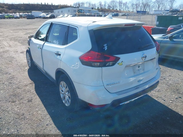 Nissan ROGUE S 2017 KNMAT2MV8HP595664 Image 3