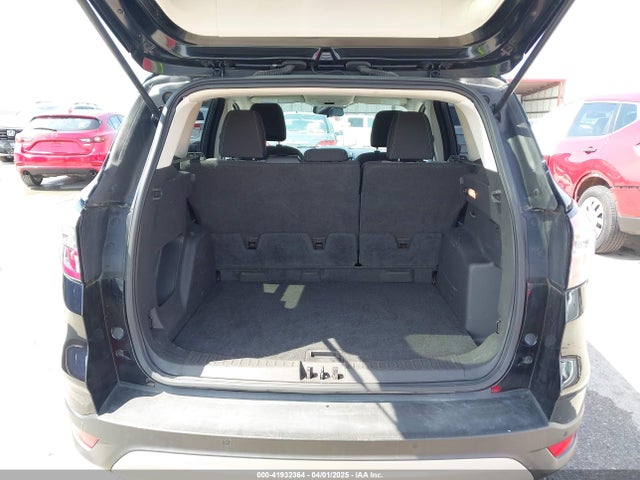 1FMCU9GD4HUE72510 Ford ESCAPE SE