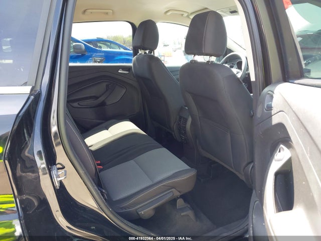 1FMCU9GD4HUE72510 Ford ESCAPE SE