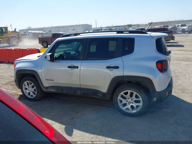 ZACCJBBBXHPF40997 Jeep Renegade Latitude 4x4
