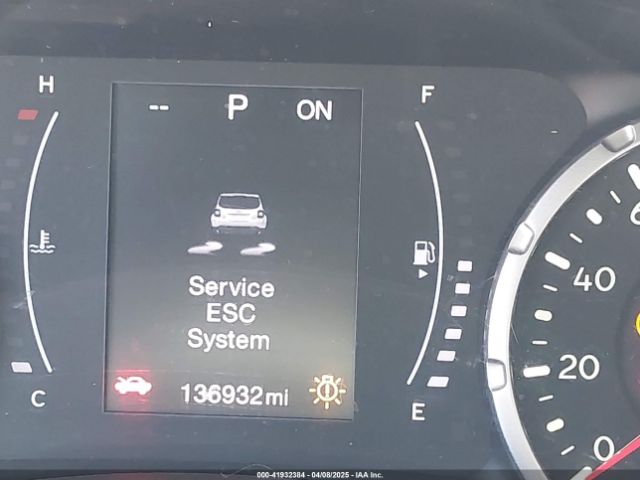 ZACCJBBBXHPF40997 Jeep Renegade Latitude 4x4