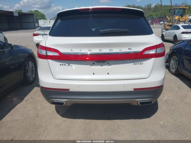 2LMTJ8LR6GBL66332 Lincoln Mkx Reserve