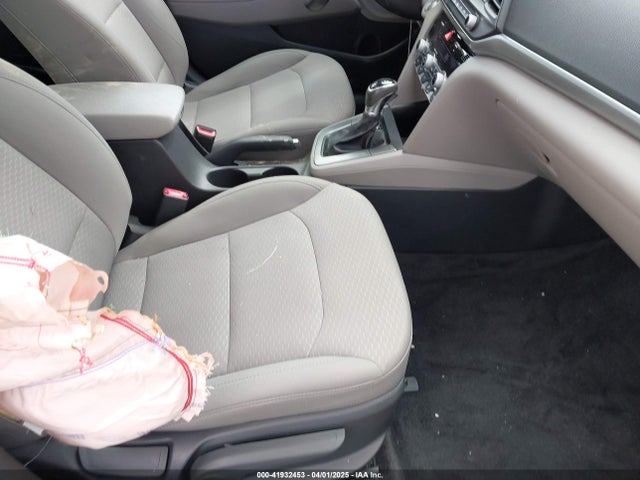 5NPD84LF0LH567169 Hyundai Elantra Value Edition