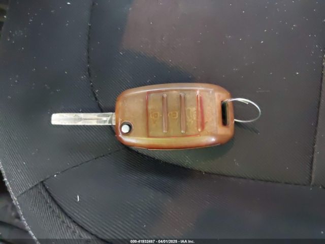 KNDJP3A54J7611301 KIA SOUL +