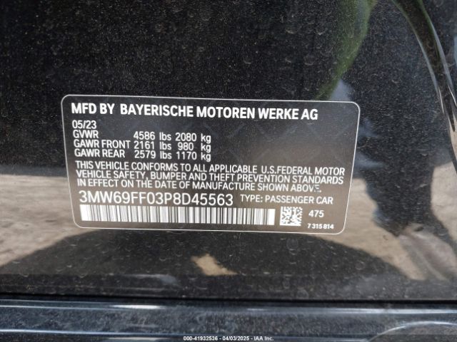 3MW69FF03P8D45563 BMW 330I