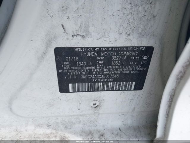 3KPC24A3XJE017548 Hyundai Accent Sel