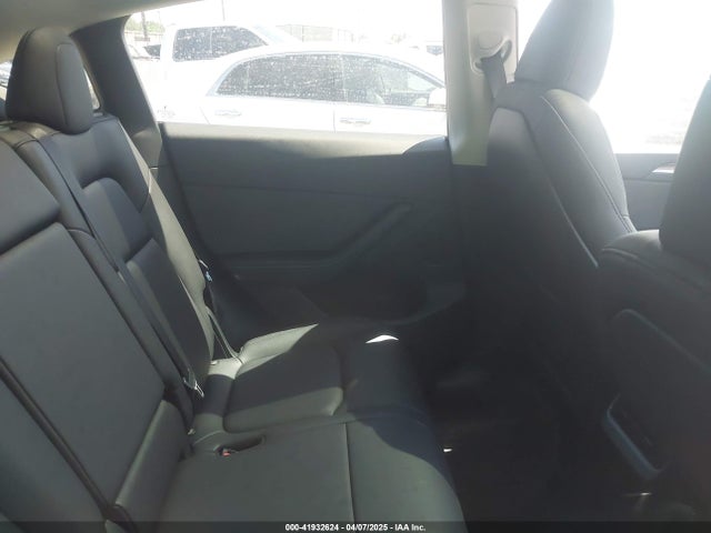 2024 TESLA MODEL Y 7SAYGAEE3RF153644 Photo 7