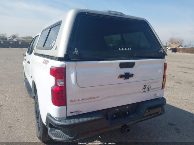 3GCPDCEK7NG583197 Chevrolet Silverado 1500 4wd  Short Bed Custom Trail Boss