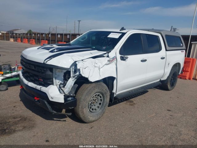 3GCPDCEK7NG583197 Chevrolet Silverado 1500 4wd  Short Bed Custom Trail Boss