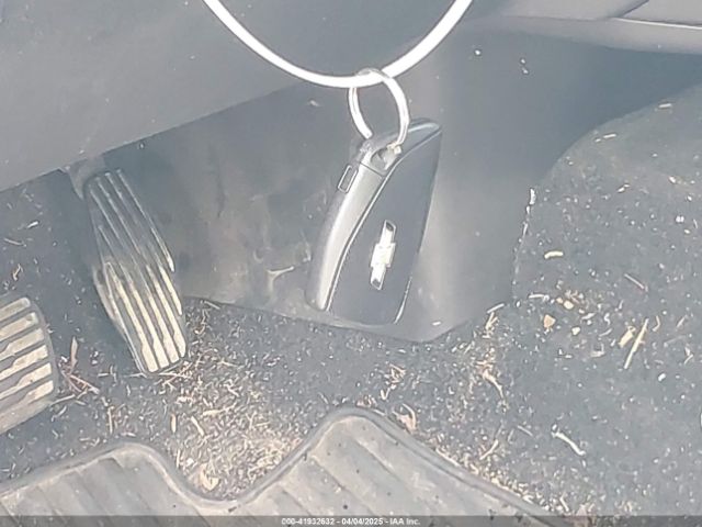 1GCPDBEK1NZ559844 Chevrolet Silverado 1500 4wd  Short Bed Custom
