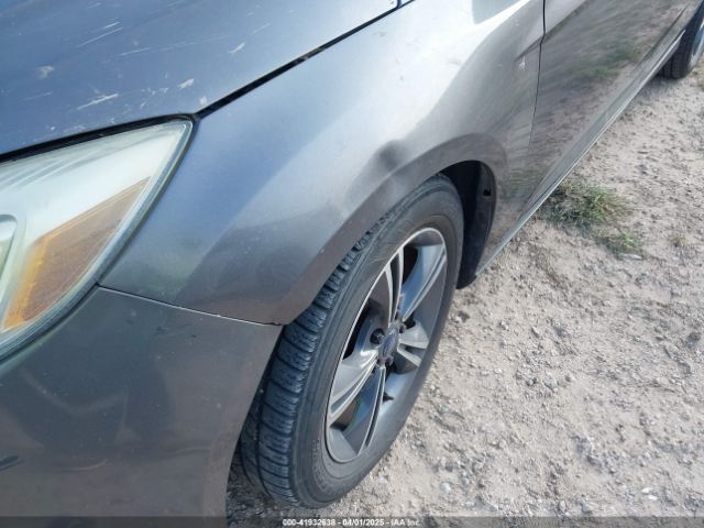 1FADP3F24EL320991 Ford FOCUS SE