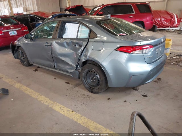 5YFEPMAE2MP205706 Toyota COROLLA LE