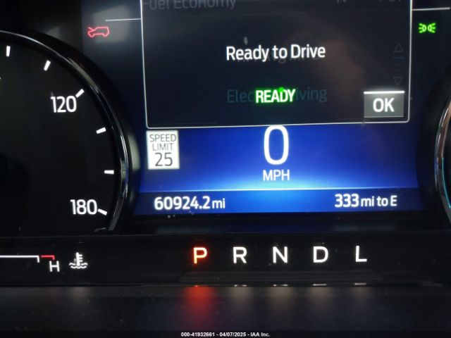 1FMCU0CZ3MUB25273 Ford Escape Sel Hybrid