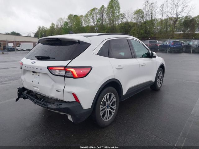 1FMCU0CZ3MUB25273 Ford Escape Sel Hybrid