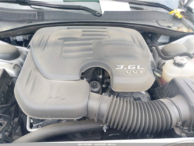 Chrysler 300 300s 2023 2C3CCABG1PH565453 Image 10