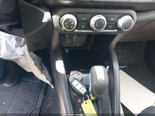 3N1CP5BV3NL499825 Nissan Kicks S Xtronic Cvt