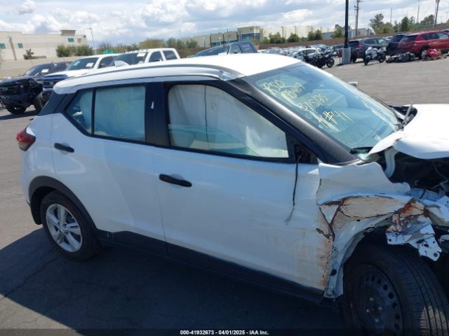 3N1CP5BV3NL499825 Nissan Kicks S Xtronic Cvt