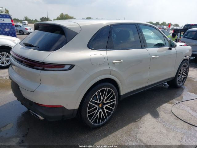 2024 PORSCHE CAYENNE WP1AA2AY8RDA12516 Photo 3