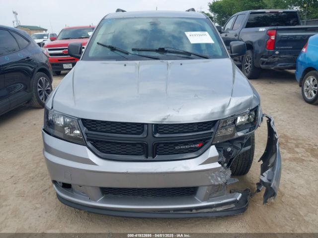 3C4PDCAB9JT428125 Dodge JOURNEY SE
