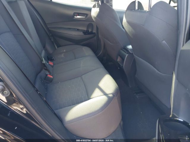 JTNK4RBE0K3021647 Toyota COROLLA SE