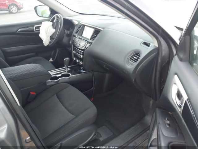 5N1DR2AN0LC615921 Nissan Pathfinder S 2wd