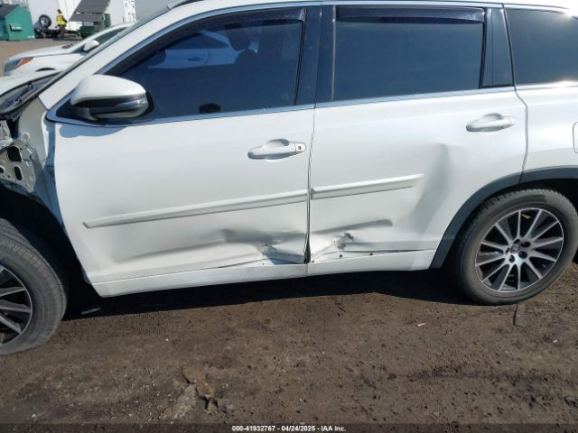 5TDJZRFH5HS359347 Toyota Highlander Se