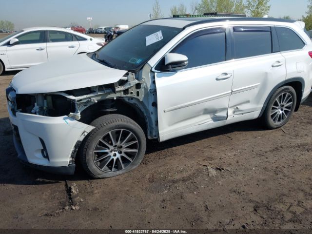 5TDJZRFH5HS359347 Toyota Highlander Se