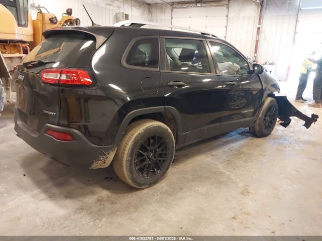 1C4PJMAB7EW114147 Jeep Cherokee Sport
