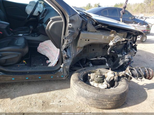 1C4PJMLB7KD311789 Jeep Cherokee Latitude Plus 4x4