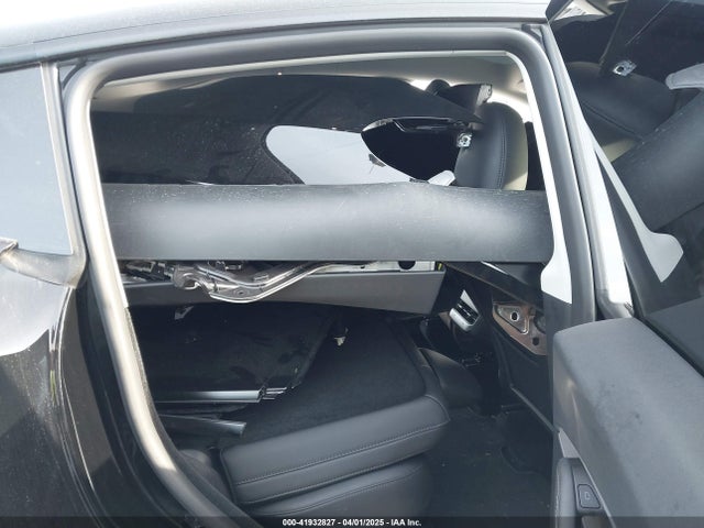 2025 TESLA MODEL Y 7SAYGDED9SF304730 Photo 7