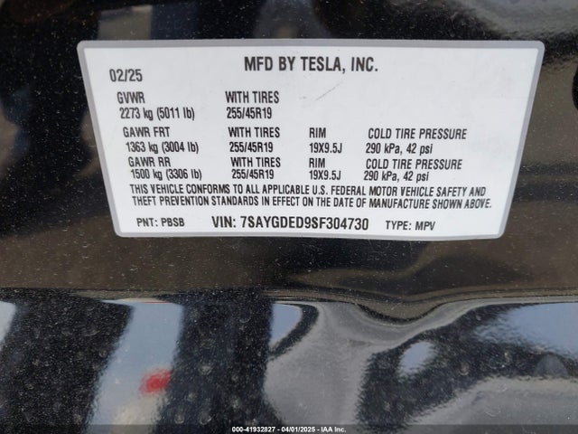 2025 TESLA MODEL Y 7SAYGDED9SF304730 Photo 8