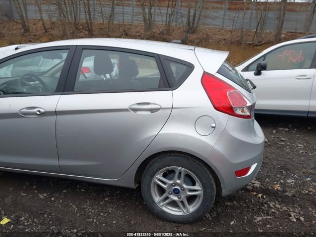 3FADP4EJ8HM156100 Ford FIESTA SE