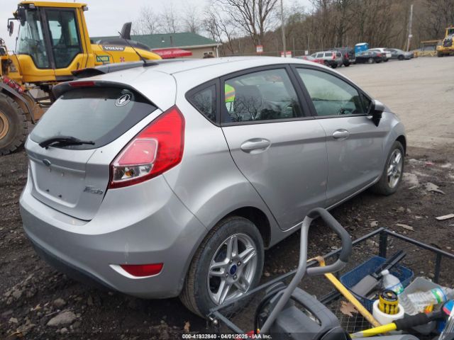 3FADP4EJ8HM156100 Ford FIESTA SE