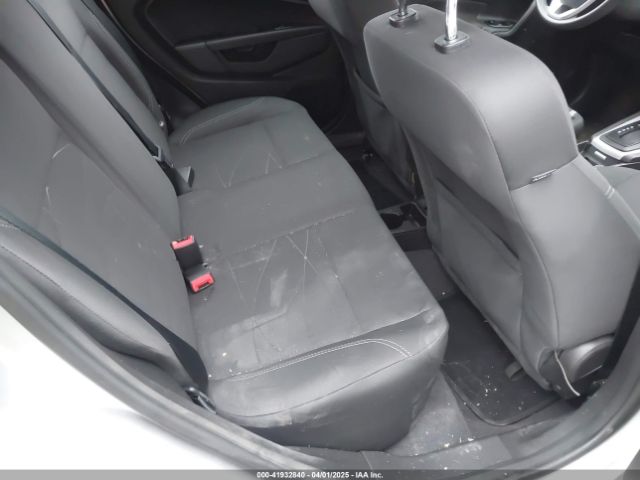 3FADP4EJ8HM156100 Ford FIESTA SE