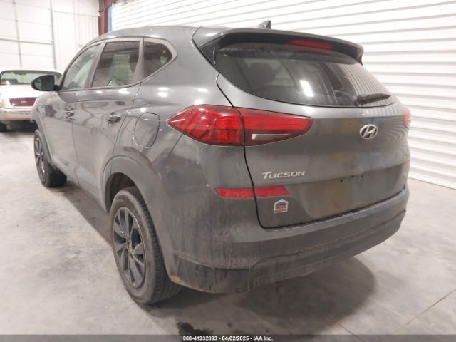 KM8J2CA46KU960142 Hyundai TUCSON SE