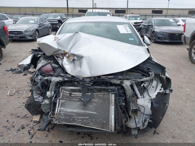 Chevrolet MALIBU LT 2018 1G1ZD5ST6JF261270 Image 12