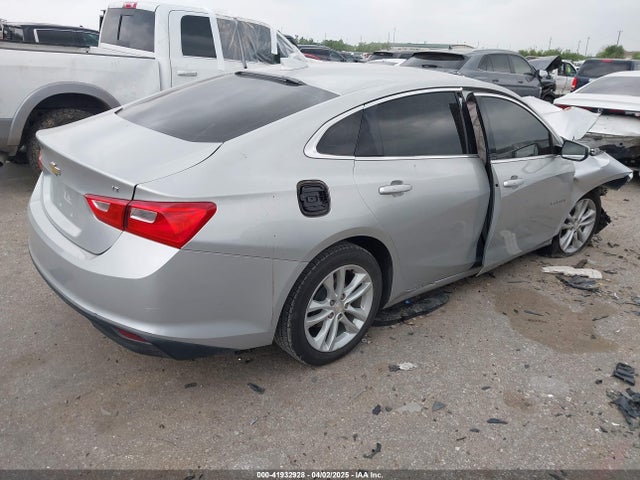 Chevrolet MALIBU LT 2018 1G1ZD5ST6JF261270 Image 4