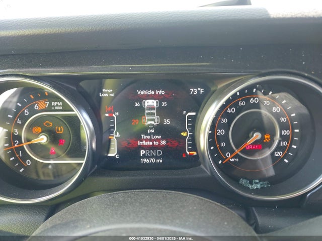 1C4HJXDG0PW582947 Jeep Wrangler 4-door Sport Altitude 4x4