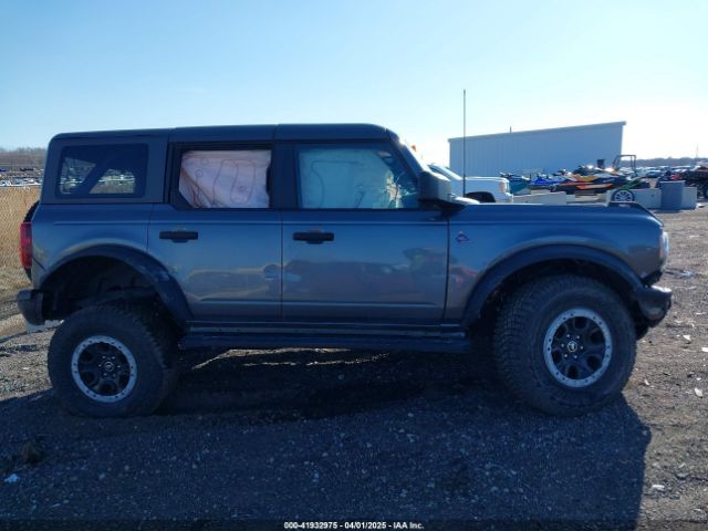 1FMEE5DP0NLB85017 Ford Bronco Black Diamond