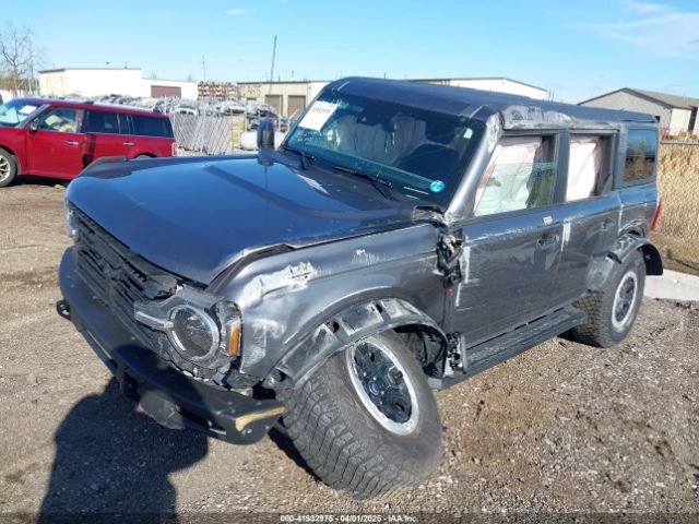 1FMEE5DP0NLB85017 Ford Bronco Black Diamond