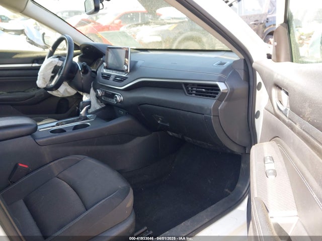 1N4BL4DW0KC149358 Nissan Altima 2.5 Sv