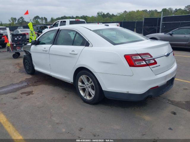 1FAHP2D81FG157424 Ford TAURUS SE
