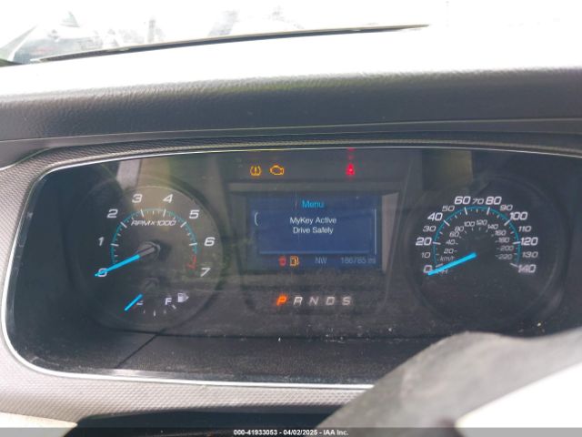 1FAHP2D81FG157424 Ford TAURUS SE