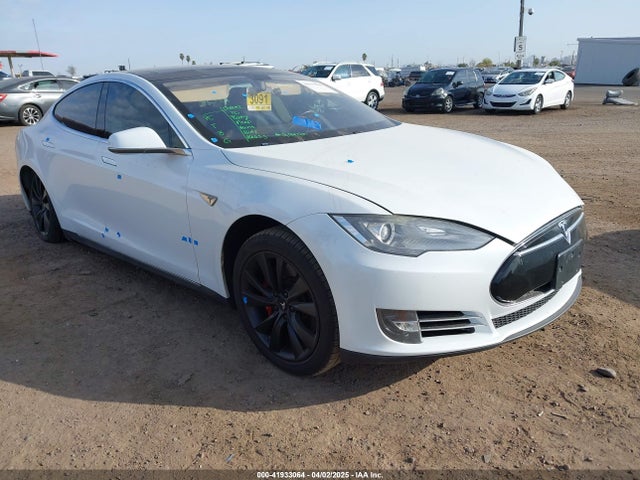 2013 TESLA MODEL S 5YJSA1CP0DFP13976 Photo 0
