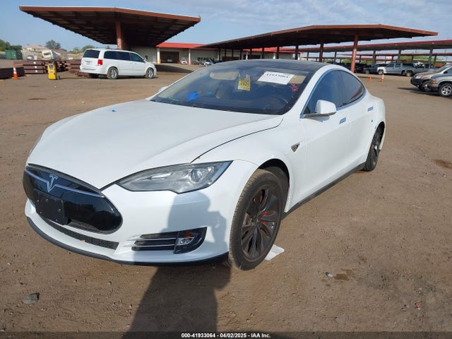 2013 TESLA MODEL S 5YJSA1CP0DFP13976 Photo 1