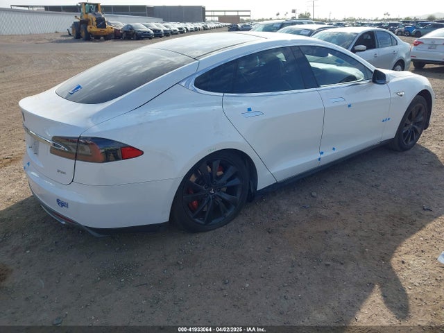 2013 TESLA MODEL S 5YJSA1CP0DFP13976 Photo 3