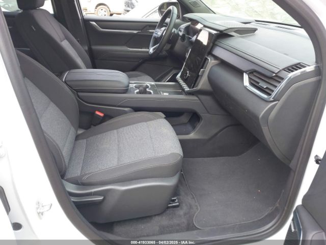 1GKENKRS8SJ158370 GMC Acadia Fwd Elevation