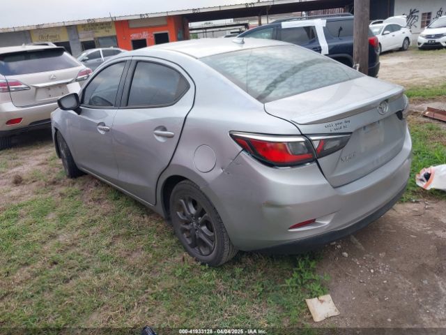 3MYDLBYV1KY500070 Toyota YARIS LE