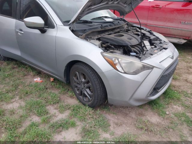 3MYDLBYV1KY500070 Toyota YARIS LE