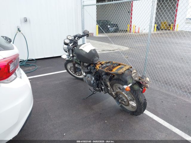 2015 TRIUMPH MOTORCYCLE THRUXTON SMT920K17FT658401 Photo 2